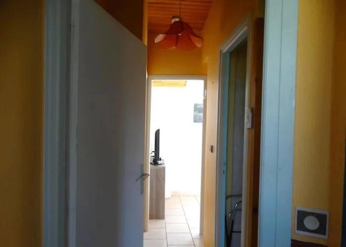 Le Petit Du Pont Blanc Feriehus